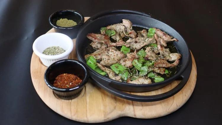 KIRMIZI ET YEMEKLERİ