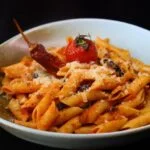 PENNE ARABİYATA (Acılı)